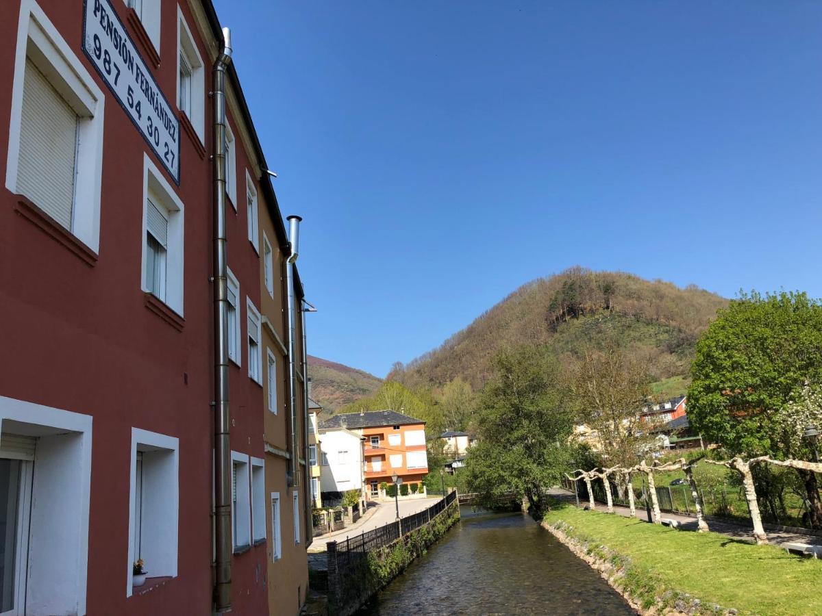 Pension Fernandez Vega de Valcarce Luaran gambar