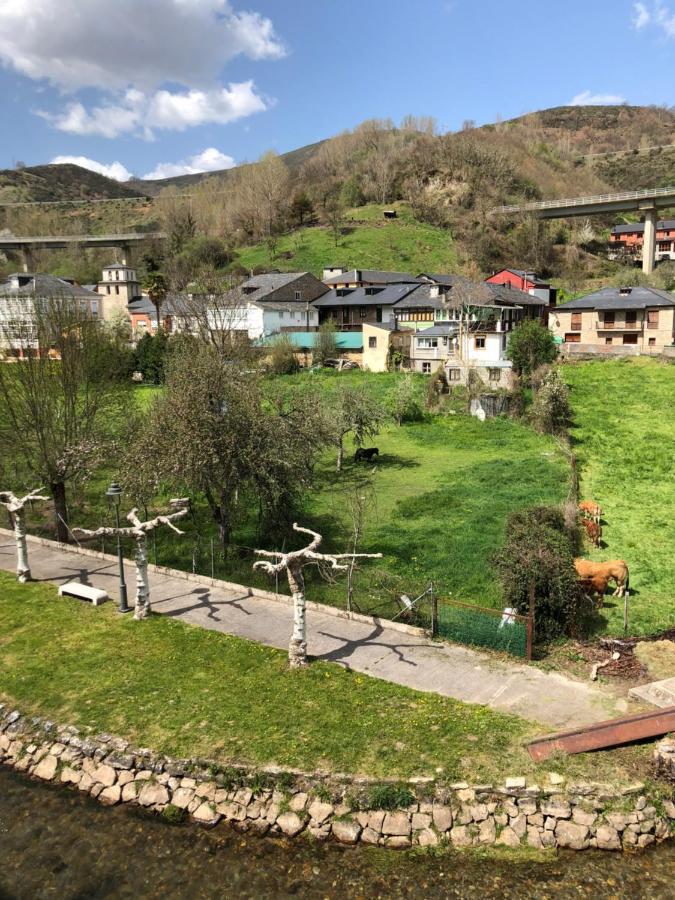 Pension Fernandez Vega de Valcarce Luaran gambar